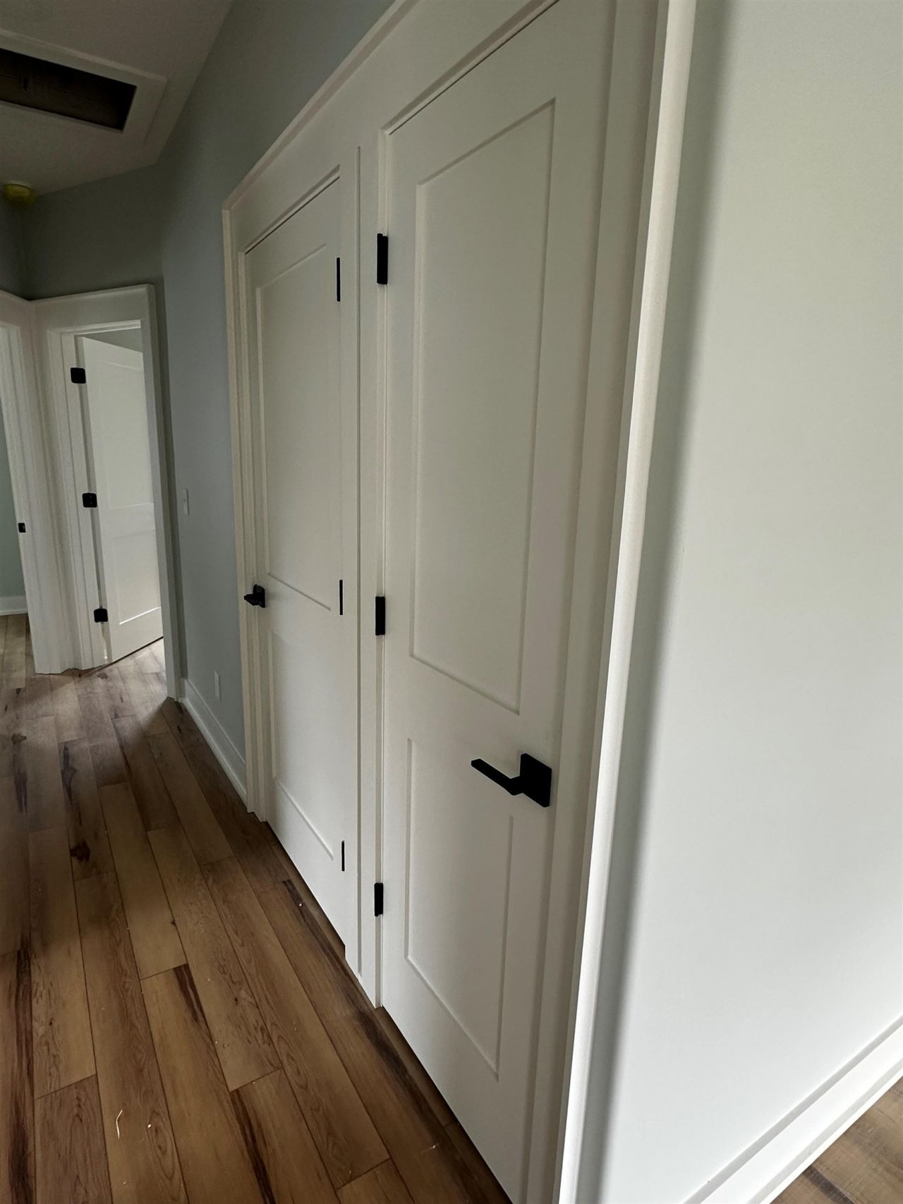 6001 - M-58 S Kings Hwy. Photo 21