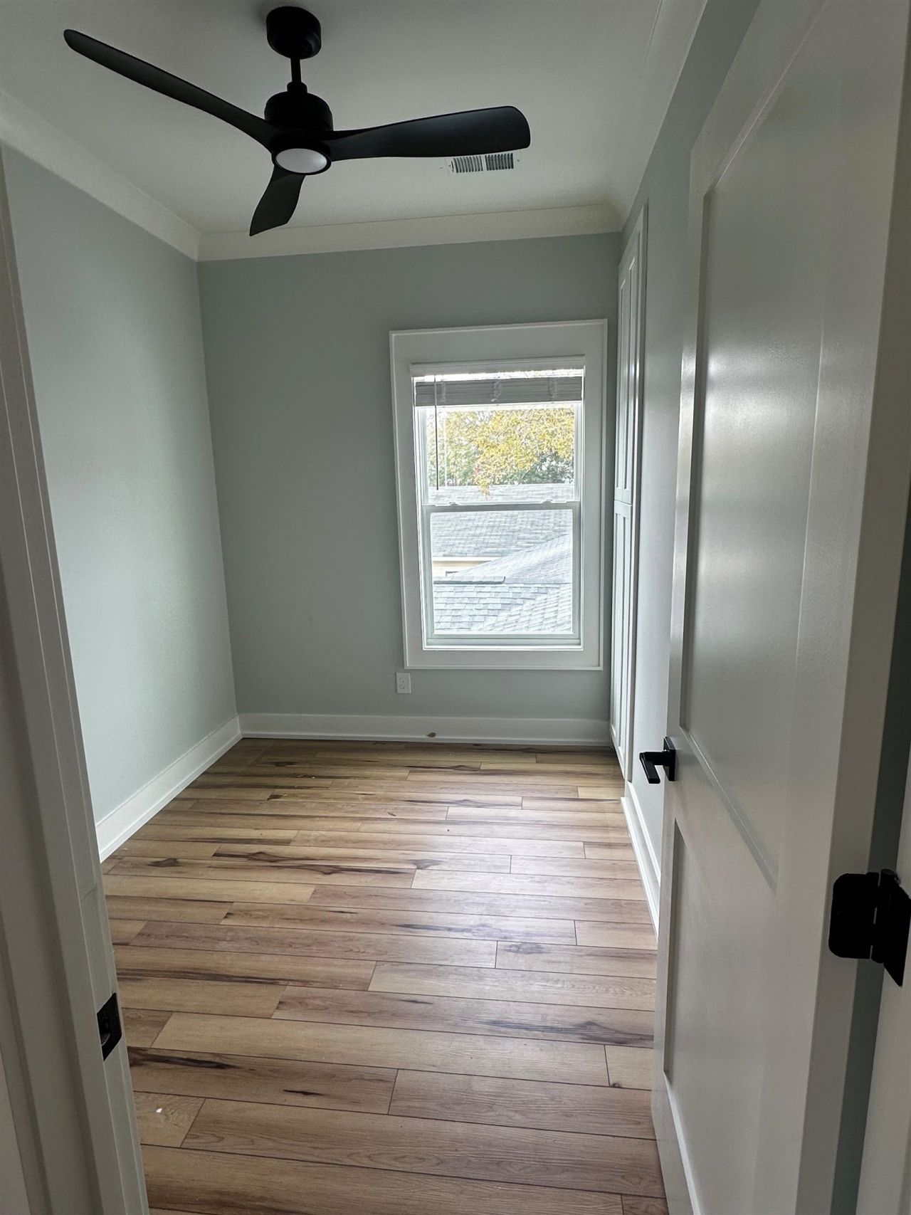 6001 - M-58 S Kings Hwy. Photo 25