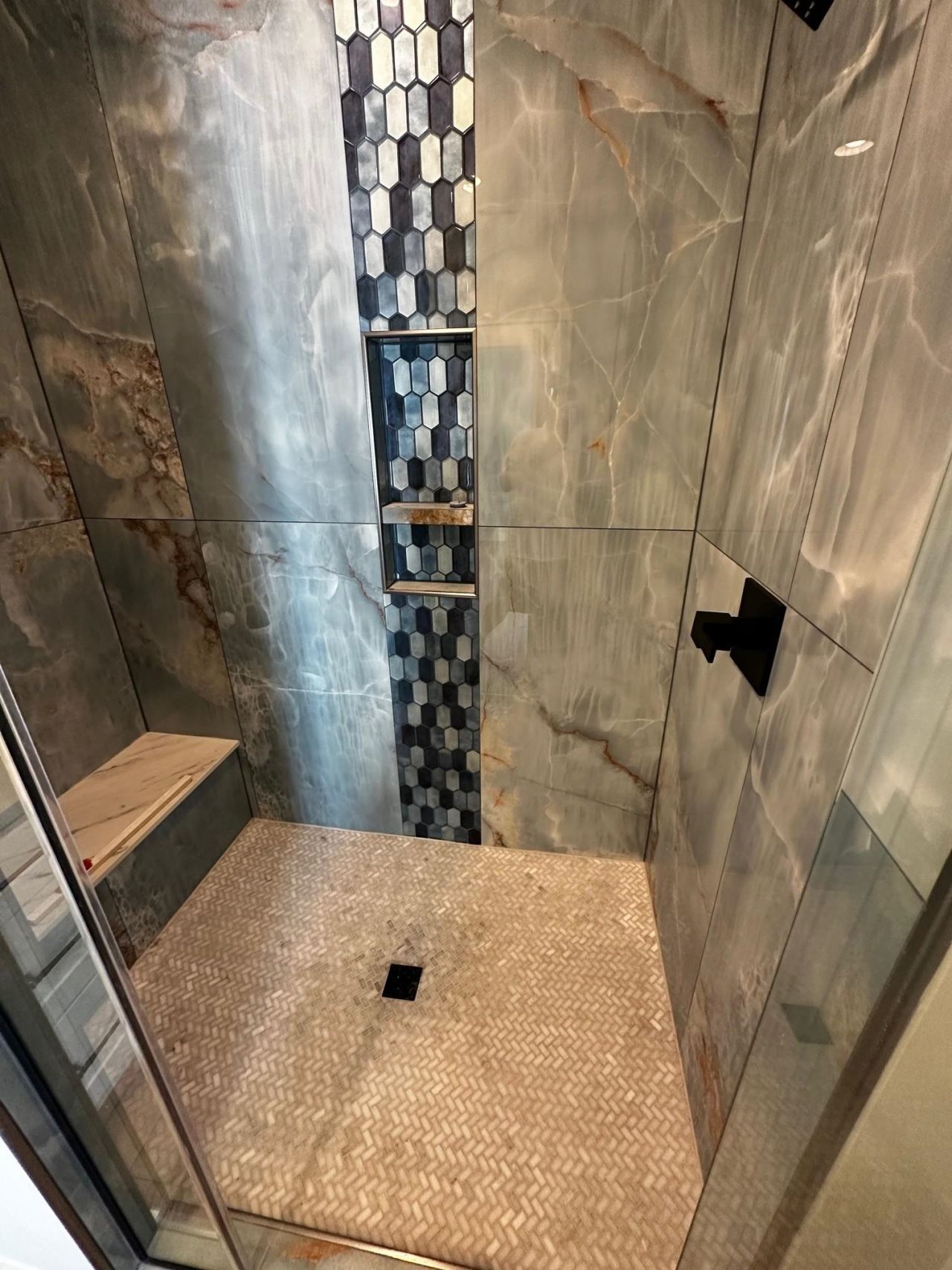 6001 - M-58 S Kings Hwy. Photo 34