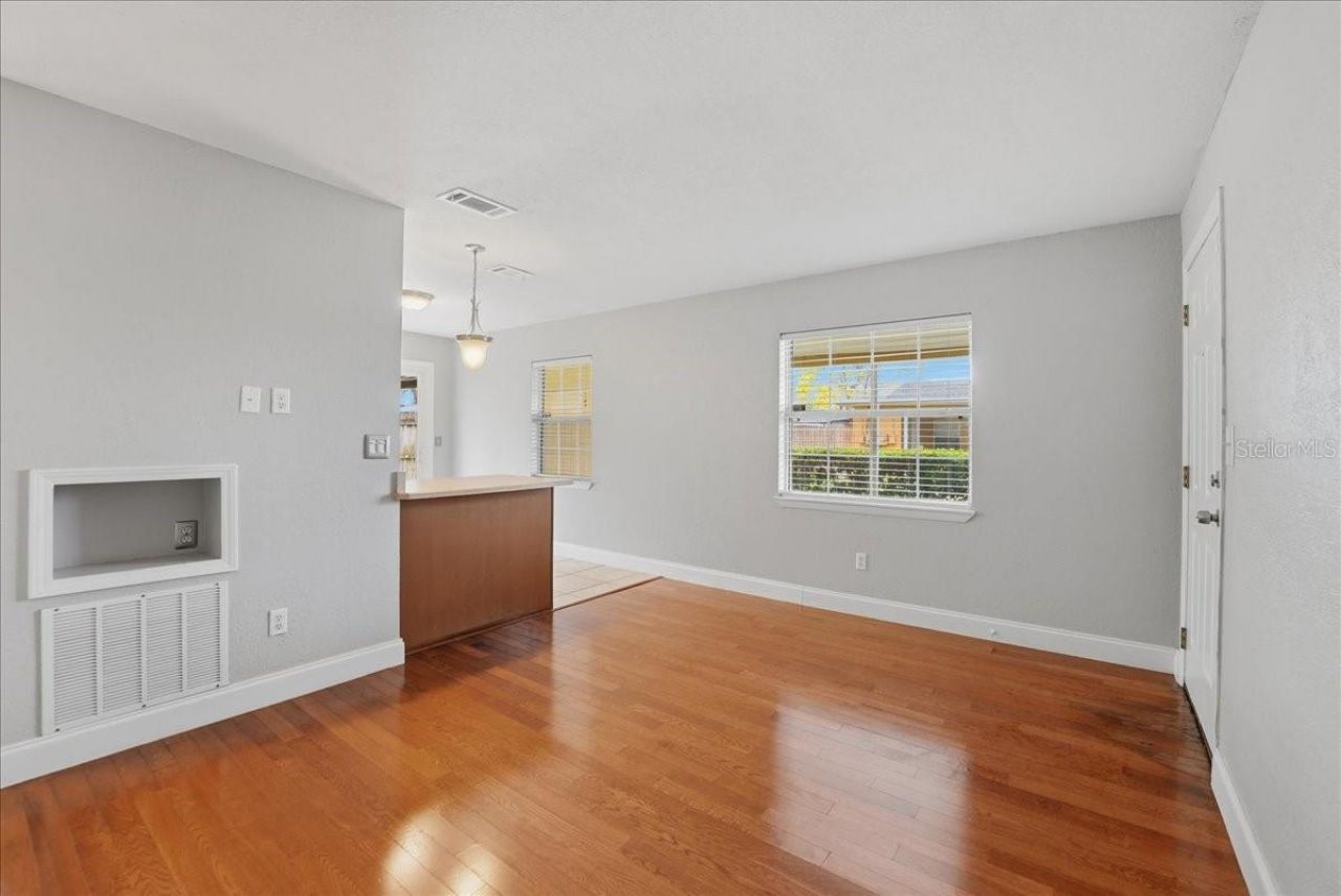 3154 S Bumby Avenue , Unit C1, Orlando, FL 32806 Photo