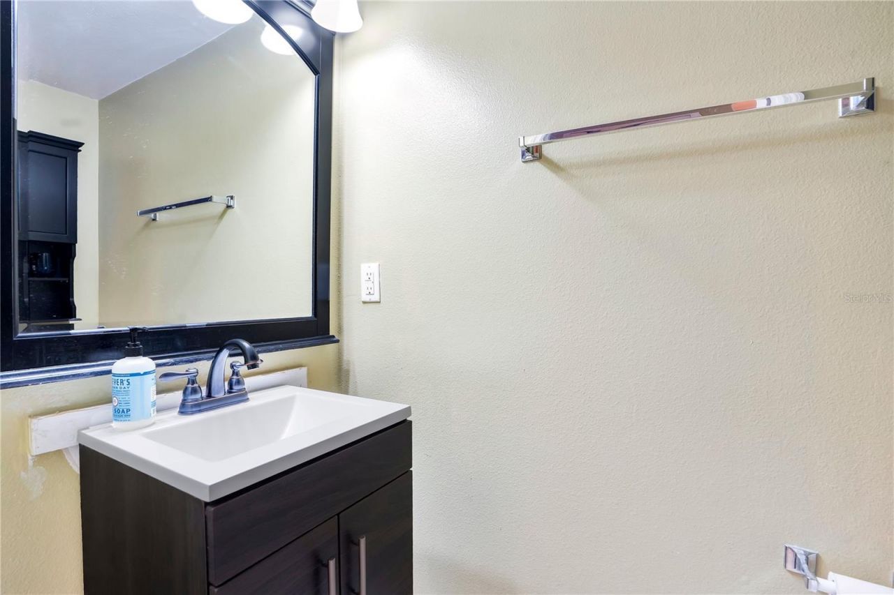 2708 Orpha Lane , Apopka, FL 32712 Photo