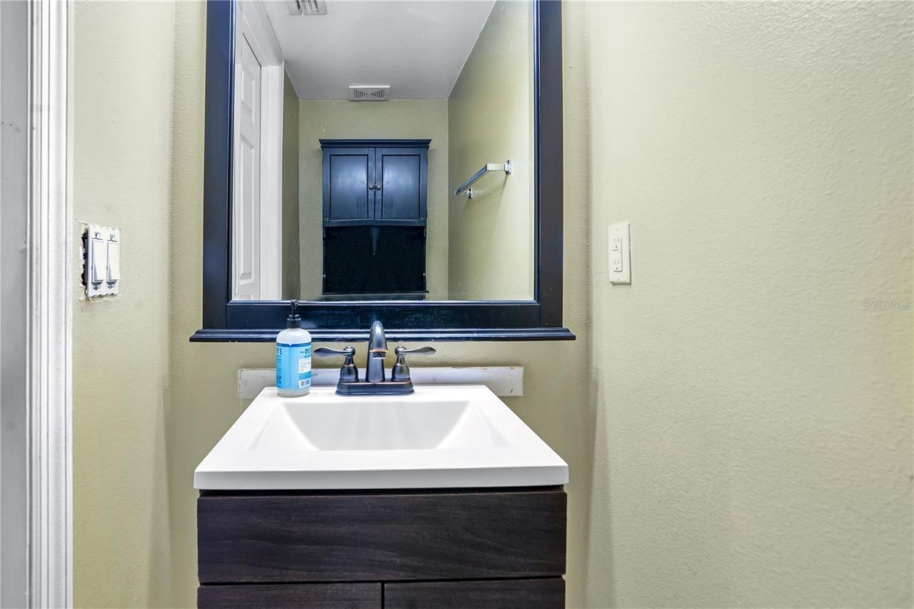 2708 Orpha Lane , Apopka, FL 32712 Photo