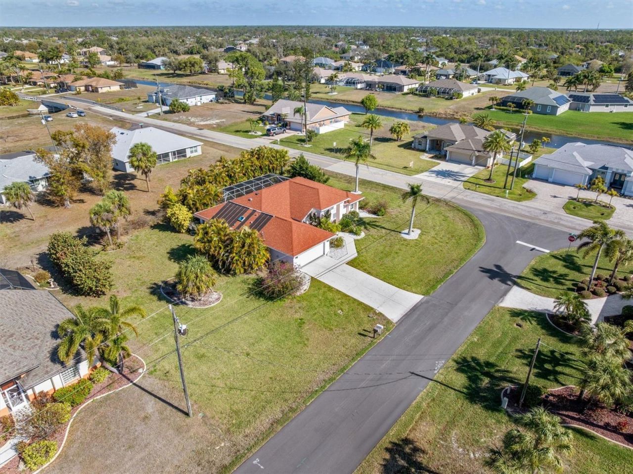 1 Long Meadow Lane , Rotonda West, FL 33947 Photo