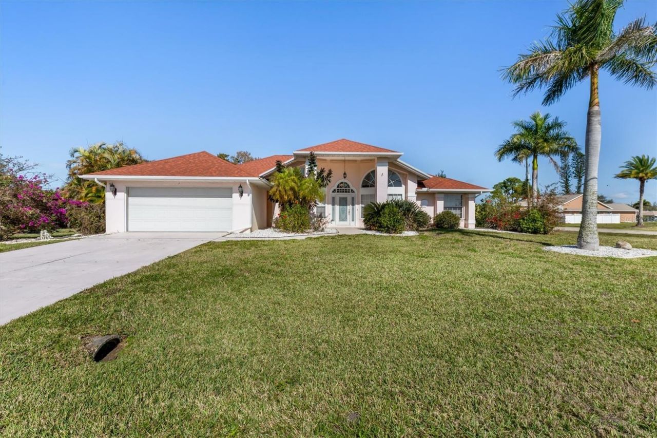 1 Long Meadow Lane , Rotonda West, FL 33947 Photo