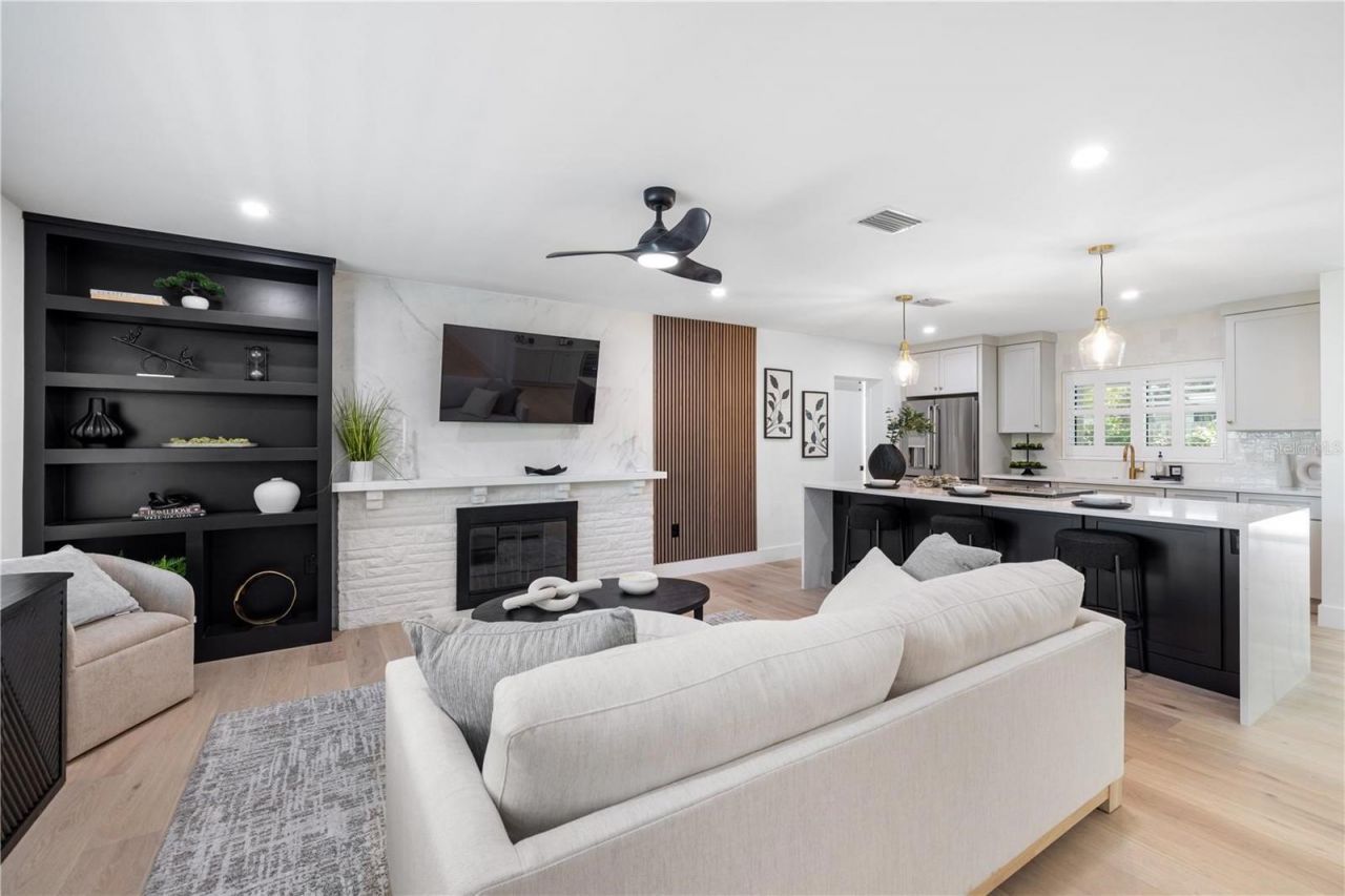 3705 Tangier Terrace , Sarasota, FL 34239 Photo