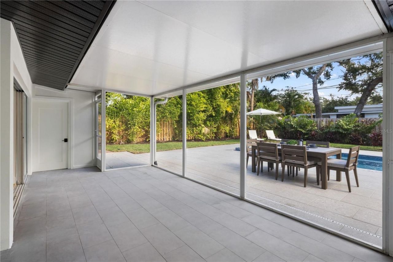 3705 Tangier Terrace , Sarasota, FL 34239 Photo