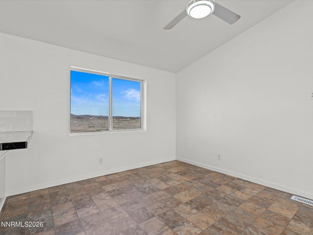 1640 W Fir Avenue, Silver Springs, NV 89429 Photo