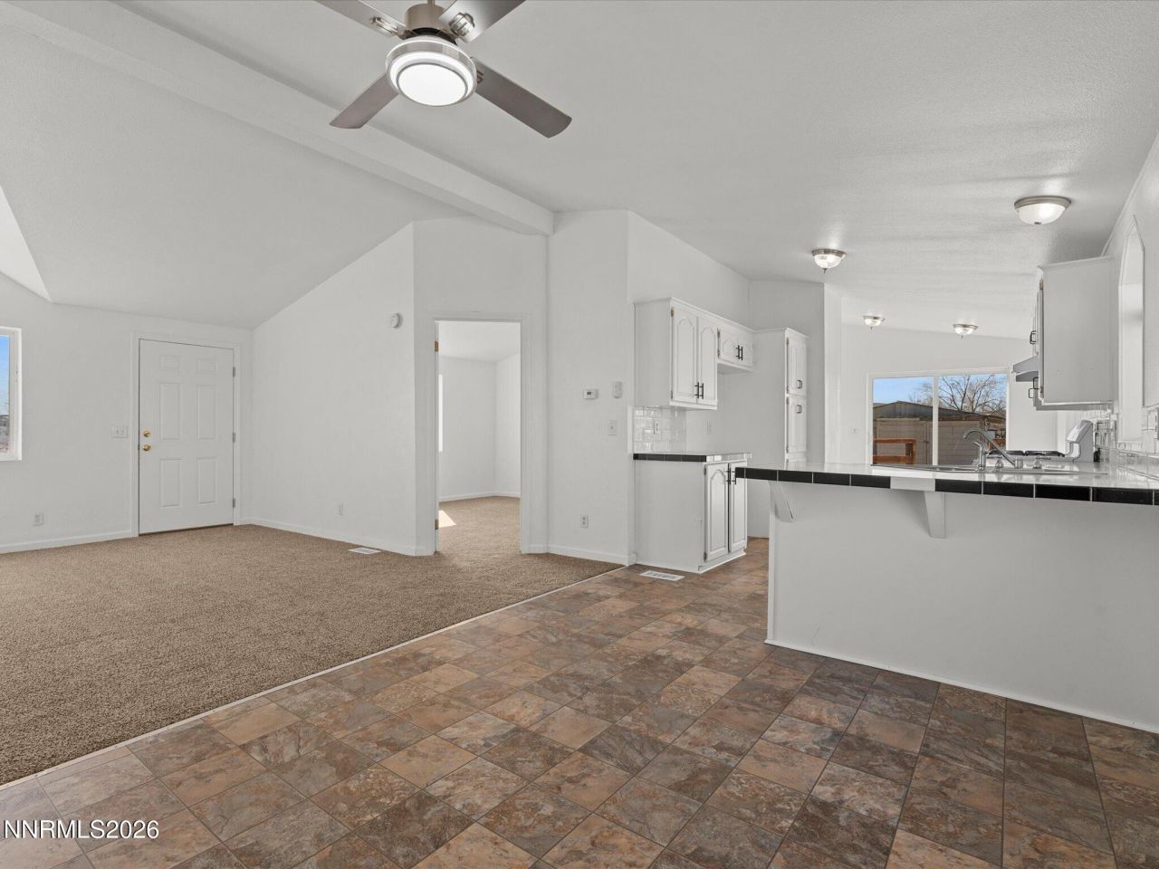 1640 W Fir Avenue, Silver Springs, NV 89429 Photo