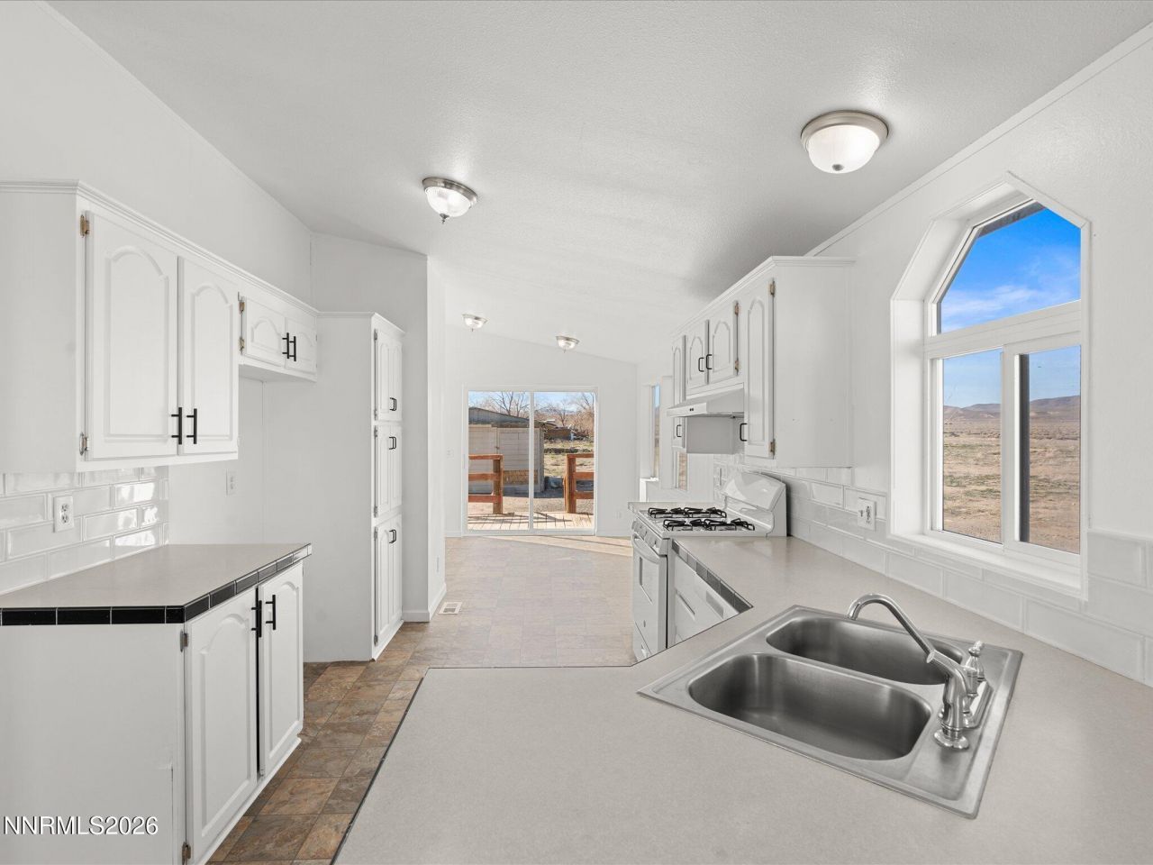 1640 W Fir Avenue, Silver Springs, NV 89429 Photo