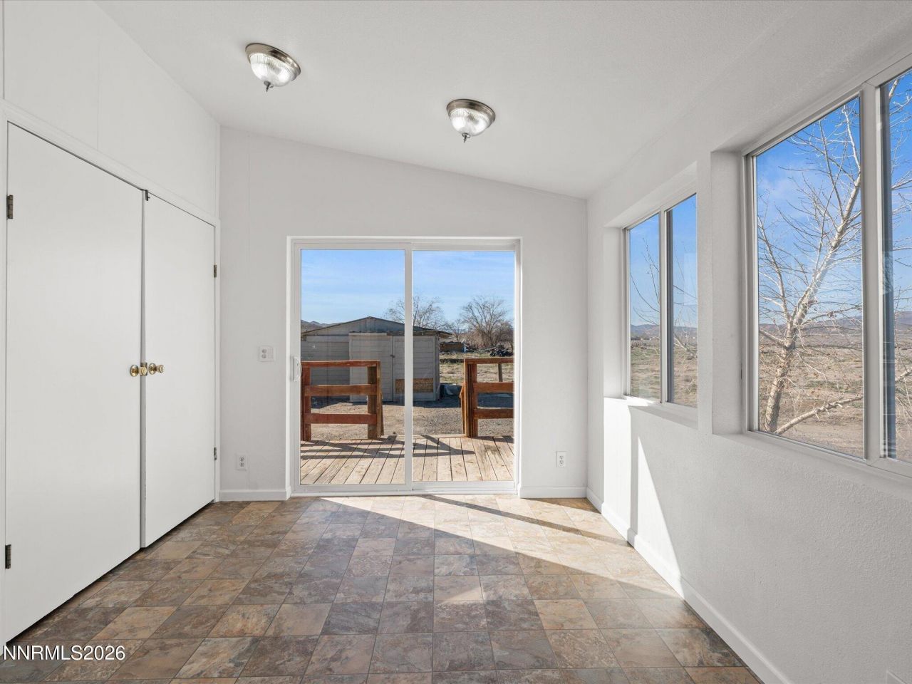 1640 W Fir Avenue, Silver Springs, NV 89429 Photo