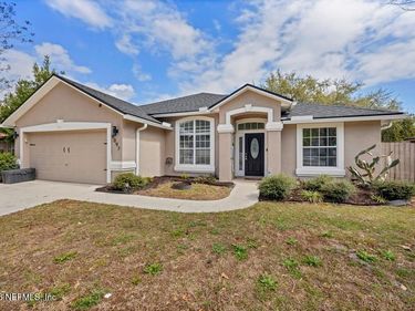 8097 LEAFCREST Drive, Jacksonville, FL 32244