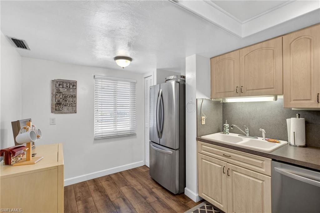 2244 Winkler Ave , Unit 301, Fort Myers, FL 33901 Photo