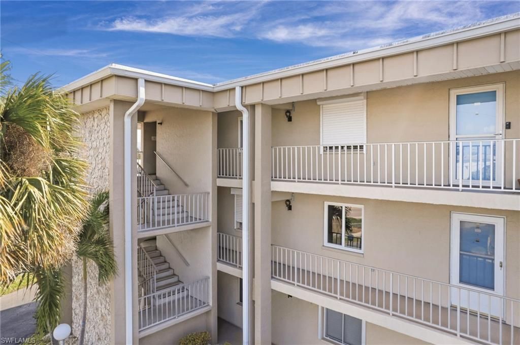 2244 Winkler Ave , Unit 301, Fort Myers, FL 33901 Photo