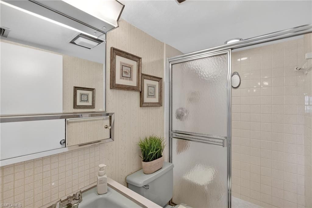 2244 Winkler Ave , Unit 301, Fort Myers, FL 33901 Photo