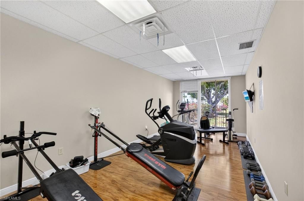 2244 Winkler Ave , Unit 301, Fort Myers, FL 33901 Photo