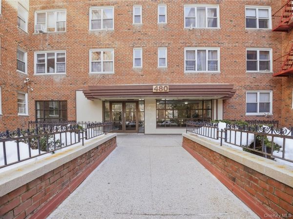 480 Riverdale Avenue, Unit 4U, Yonkers, NY 10705
