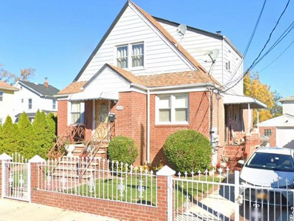 22039 136th Avenue, Laurelton, NY 11413