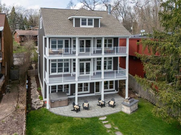 5511 Mendota Drive, Middleton, WI 53562