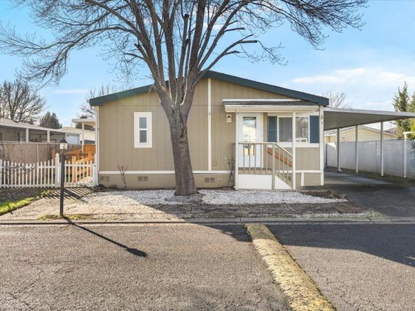 633 E Archwood Drive, UNIT 59, Eagle Point, OR 97524