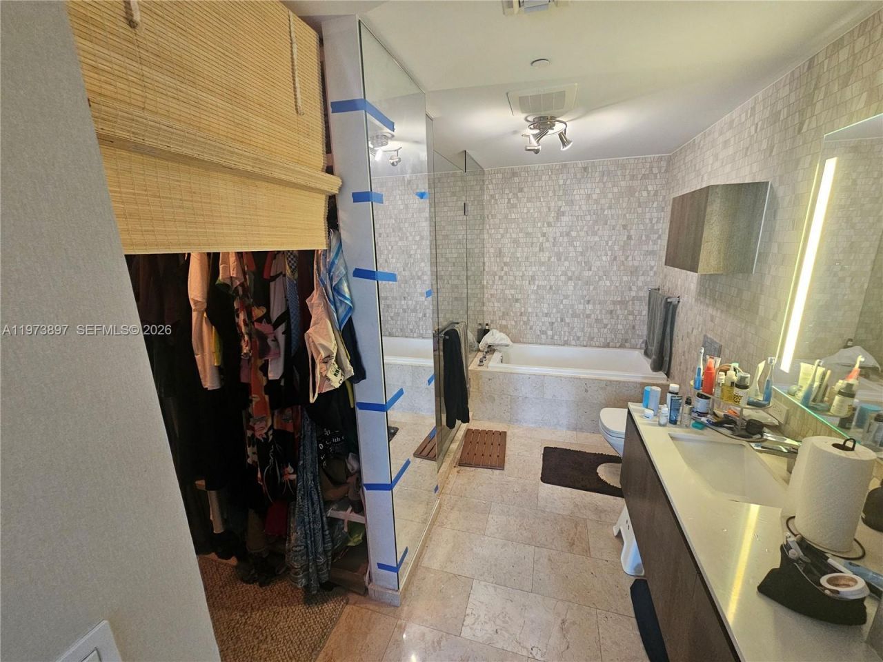 68 SE 6th St , Unit 1806, Miami, FL 33131 Photo