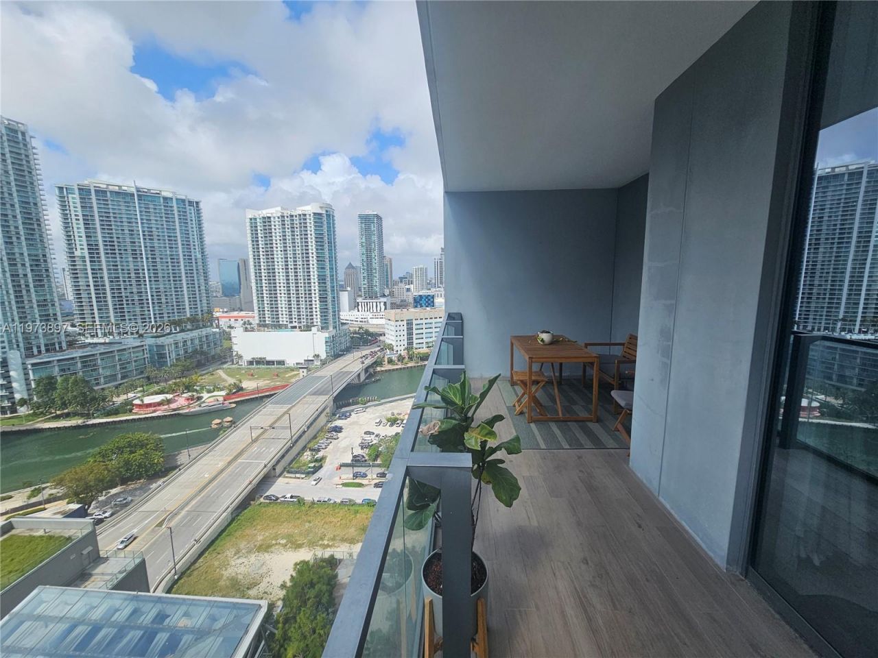 68 SE 6th St , Unit 1806, Miami, FL 33131 Photo