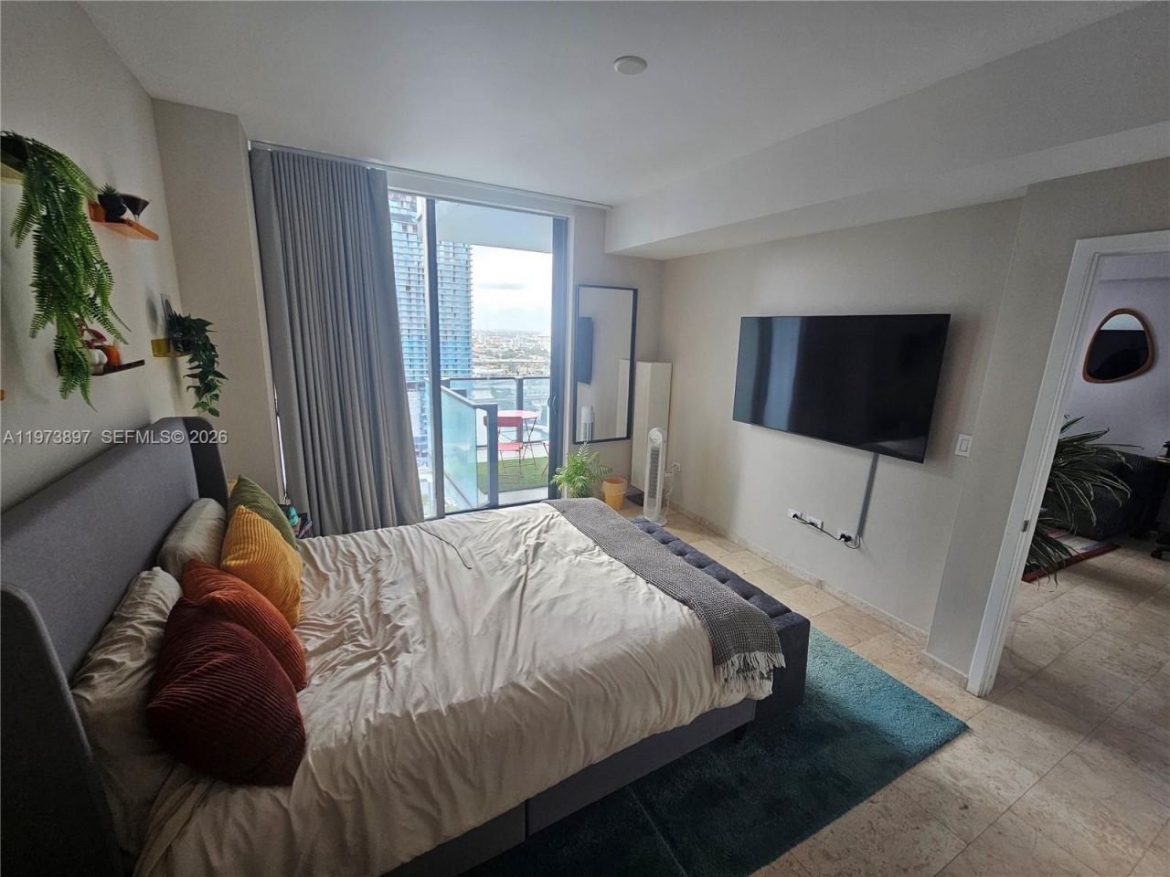 68 SE 6th St , Unit 1806, Miami, FL 33131 Photo