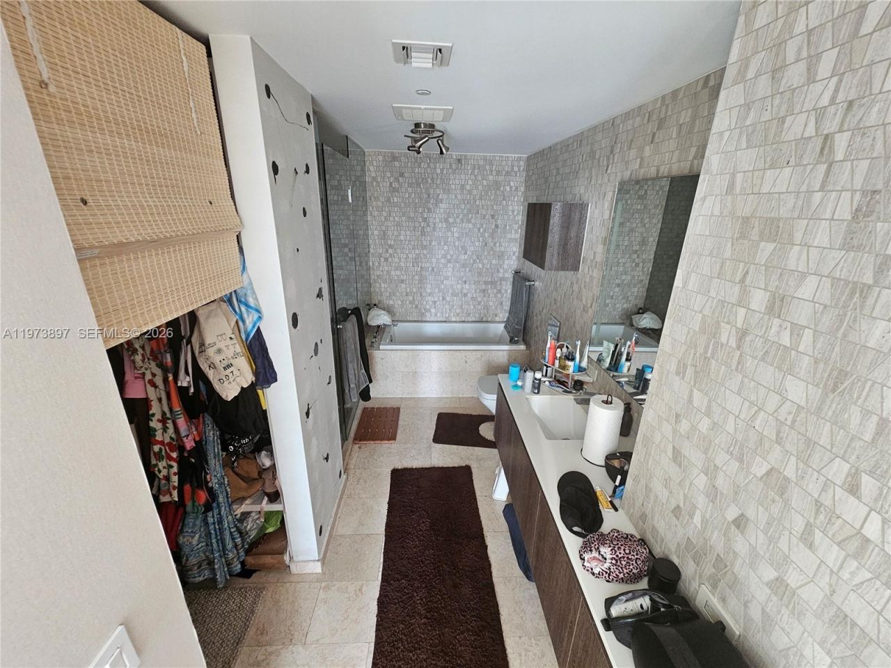 68 SE 6th St , Unit 1806, Miami, FL 33131 Photo