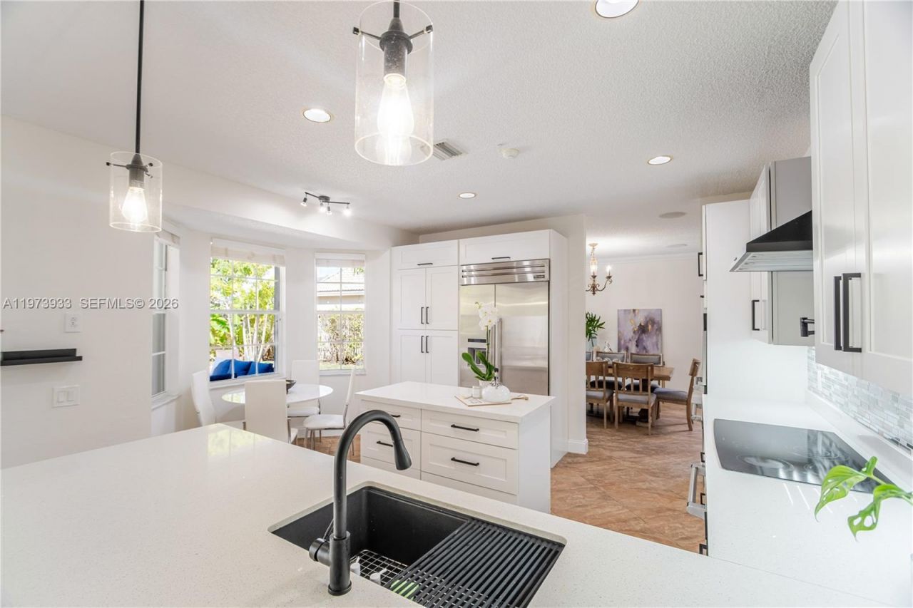 362 Lake Crest Ct , Weston, FL 33326 Photo