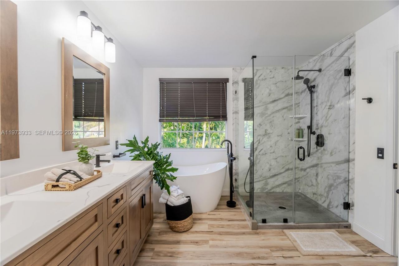 362 Lake Crest Ct , Weston, FL 33326 Photo