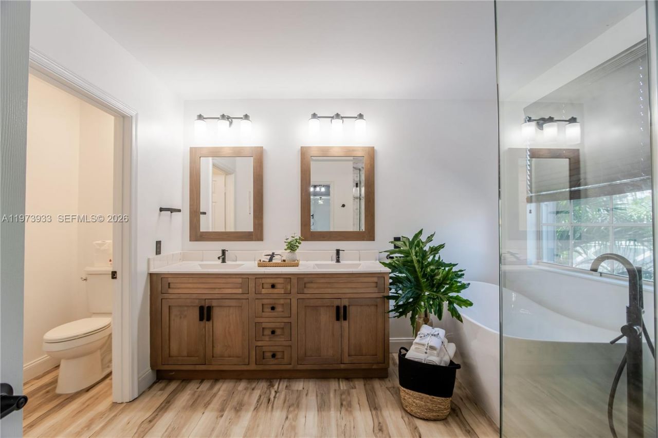 362 Lake Crest Ct, Weston, FL 33326 Photo