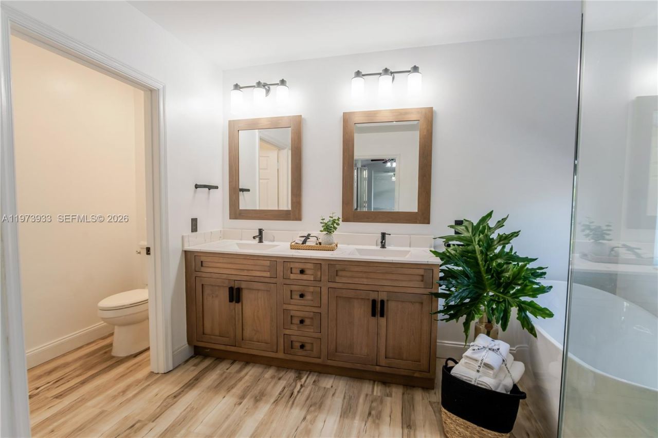 362 Lake Crest Ct, Weston, FL 33326 Photo