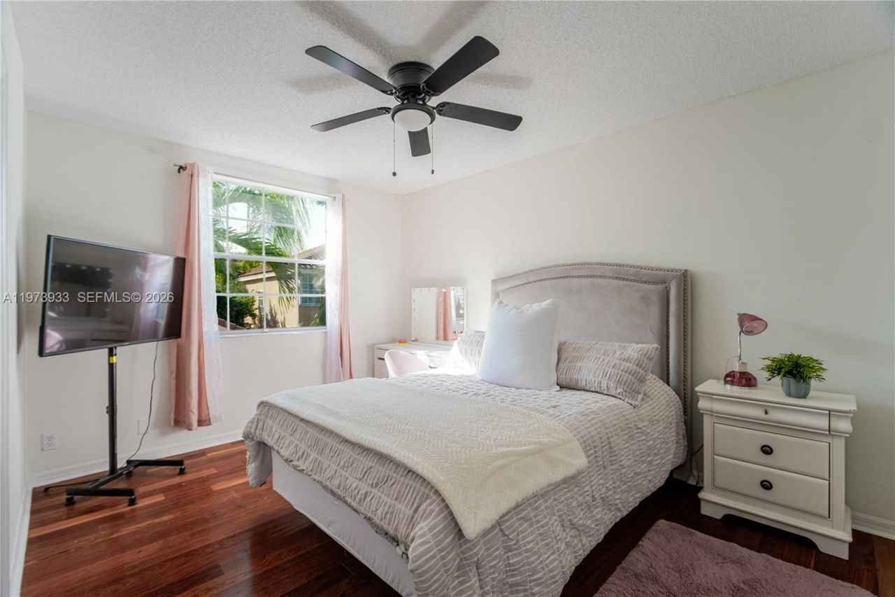 362 Lake Crest Ct , Weston, FL 33326 Photo