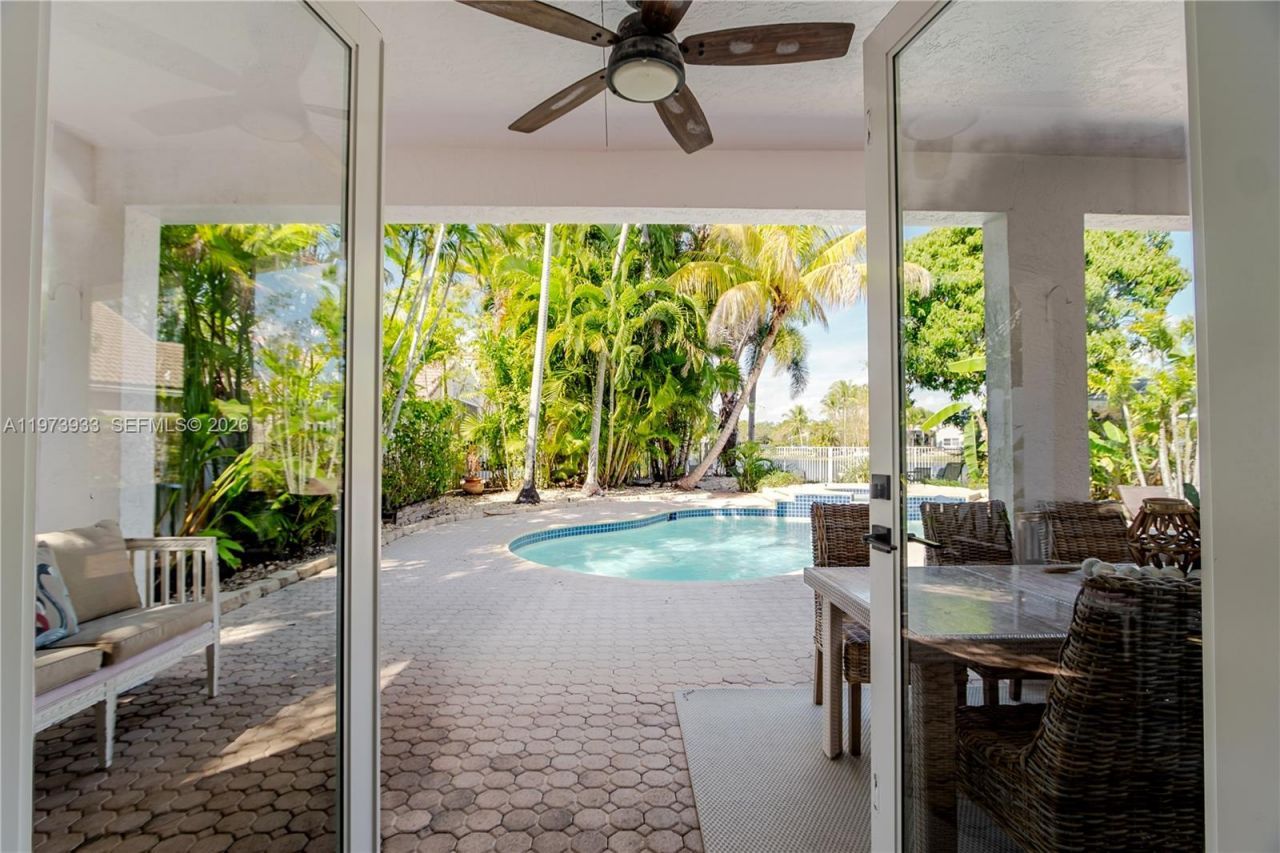 362 Lake Crest Ct, Weston, FL 33326 Photo