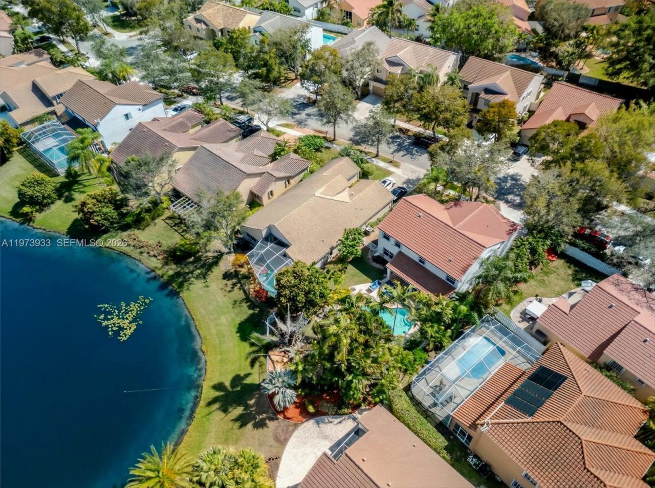 362 Lake Crest Ct , Weston, FL 33326 Photo