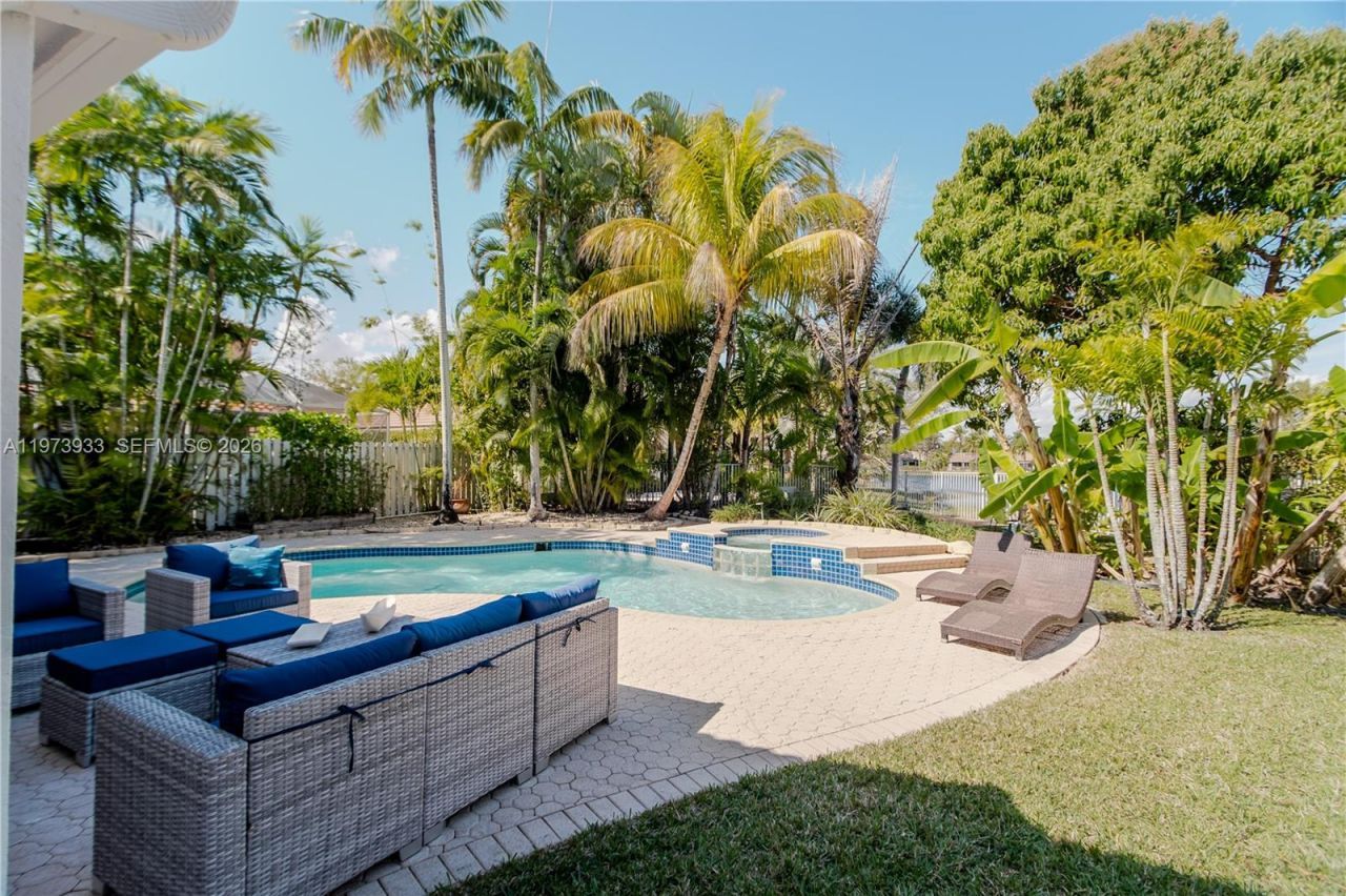 362 Lake Crest Ct, Weston, FL 33326 Photo