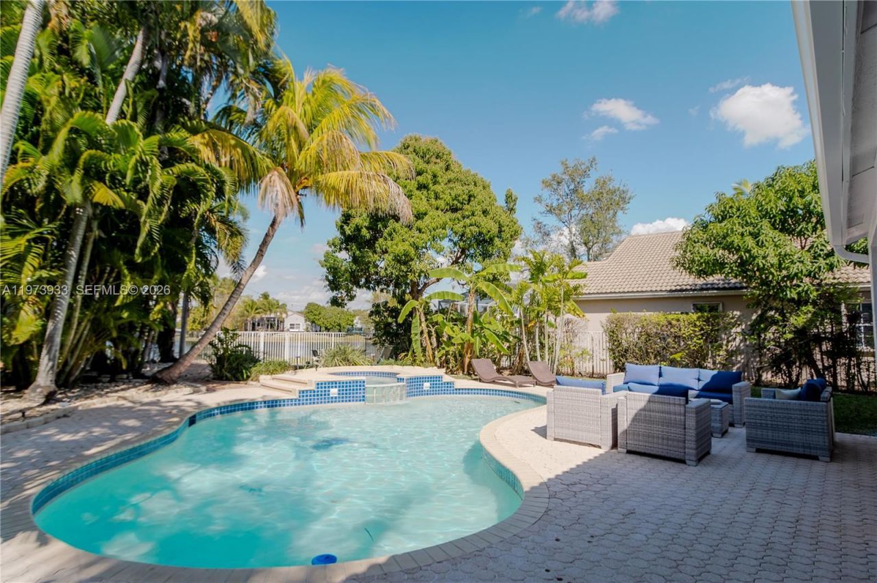 362 Lake Crest Ct, Weston, FL 33326 Photo