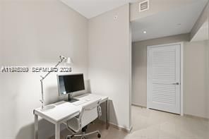 68 SE 6th St , Unit 1209, Miami, FL 33131 Photo