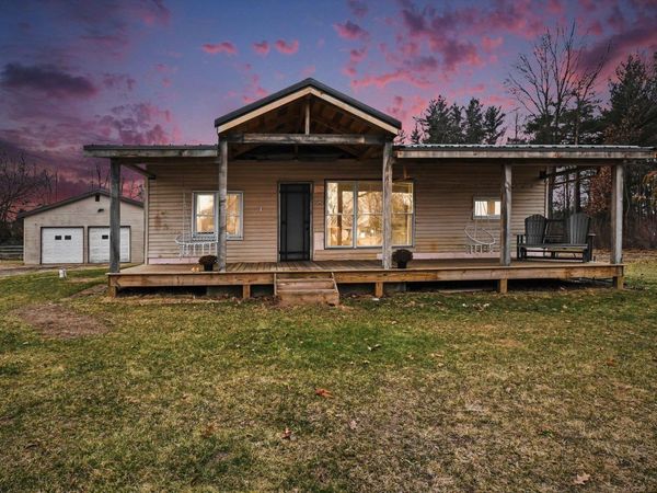 10152 County Road 2, Middlebury, IN 46540