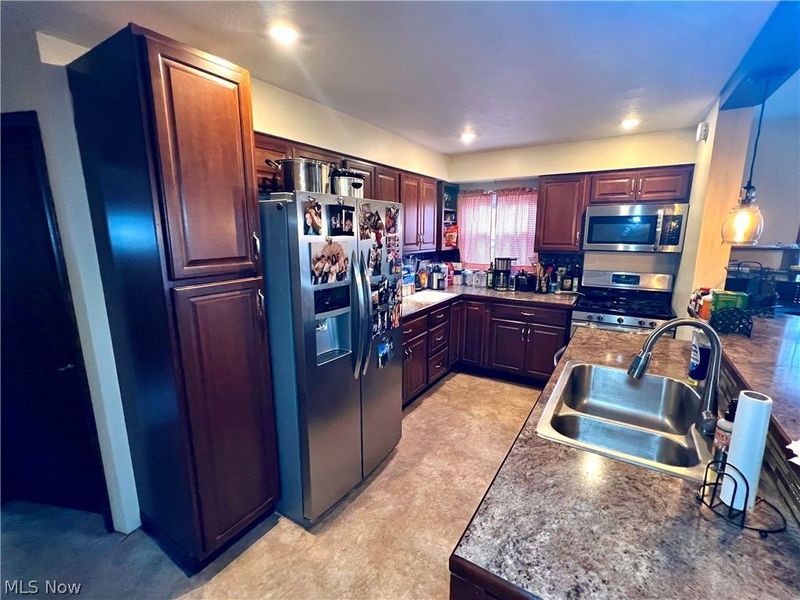 325 Mckinley Avenue NW, Carrollton, OH 44615 Photo 11