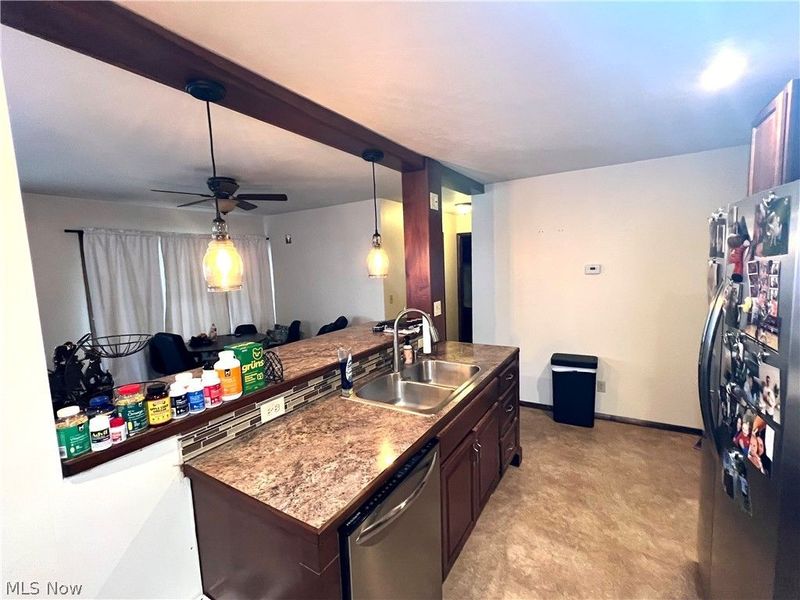 325 Mckinley Avenue NW, Carrollton, OH 44615 Photo 13