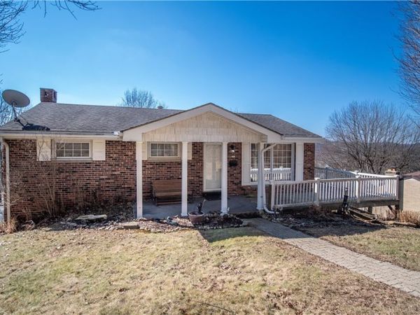 353 Madison Avenue, Leechburg, PA 15656