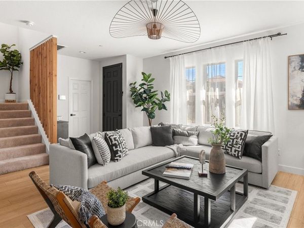 7217 Enclave Drive, Eastvale, CA 92880