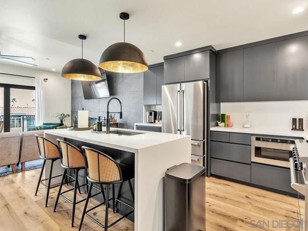 806 N Cleveland St Unit 2, Unit 2 - T, Oceanside, CA 92054