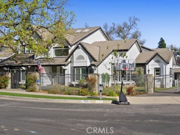 9514 Oakridge Place, Chatsworth, CA 91311