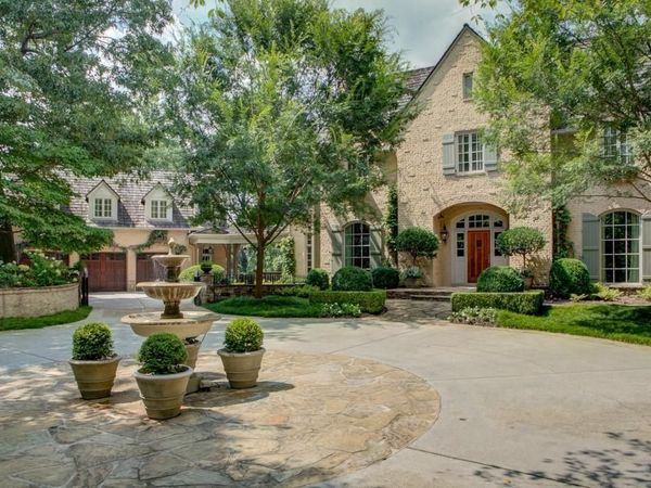 1005 Heards Ferry Road, Atlanta, GA 30328