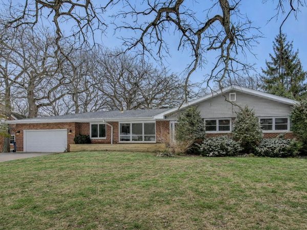 12111 S 68th Court , Palos Heights, IL 60463