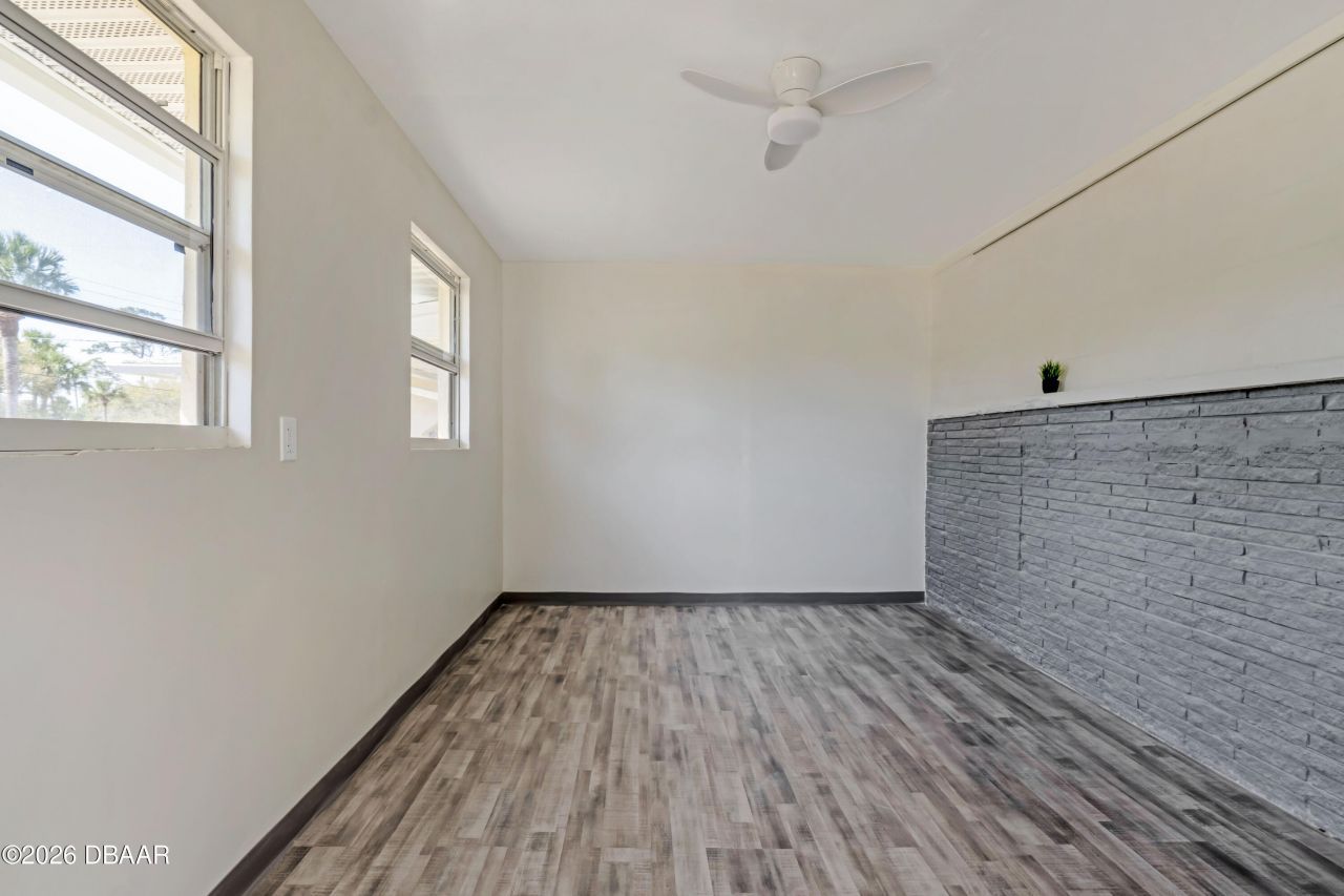 1124 N Halifax Avenue, Daytona Beach, FL 32118 Photo