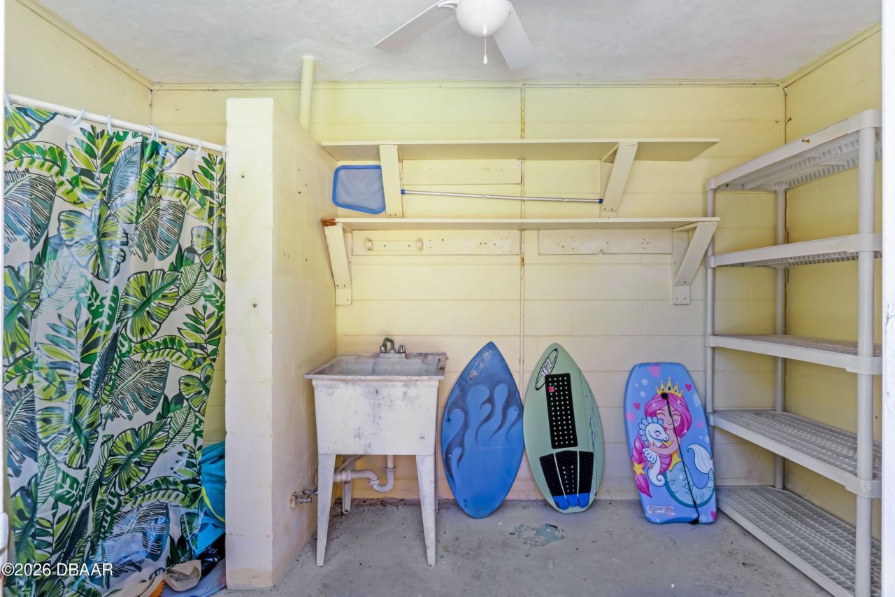 1124 N Halifax Avenue, Daytona Beach, FL 32118 Photo