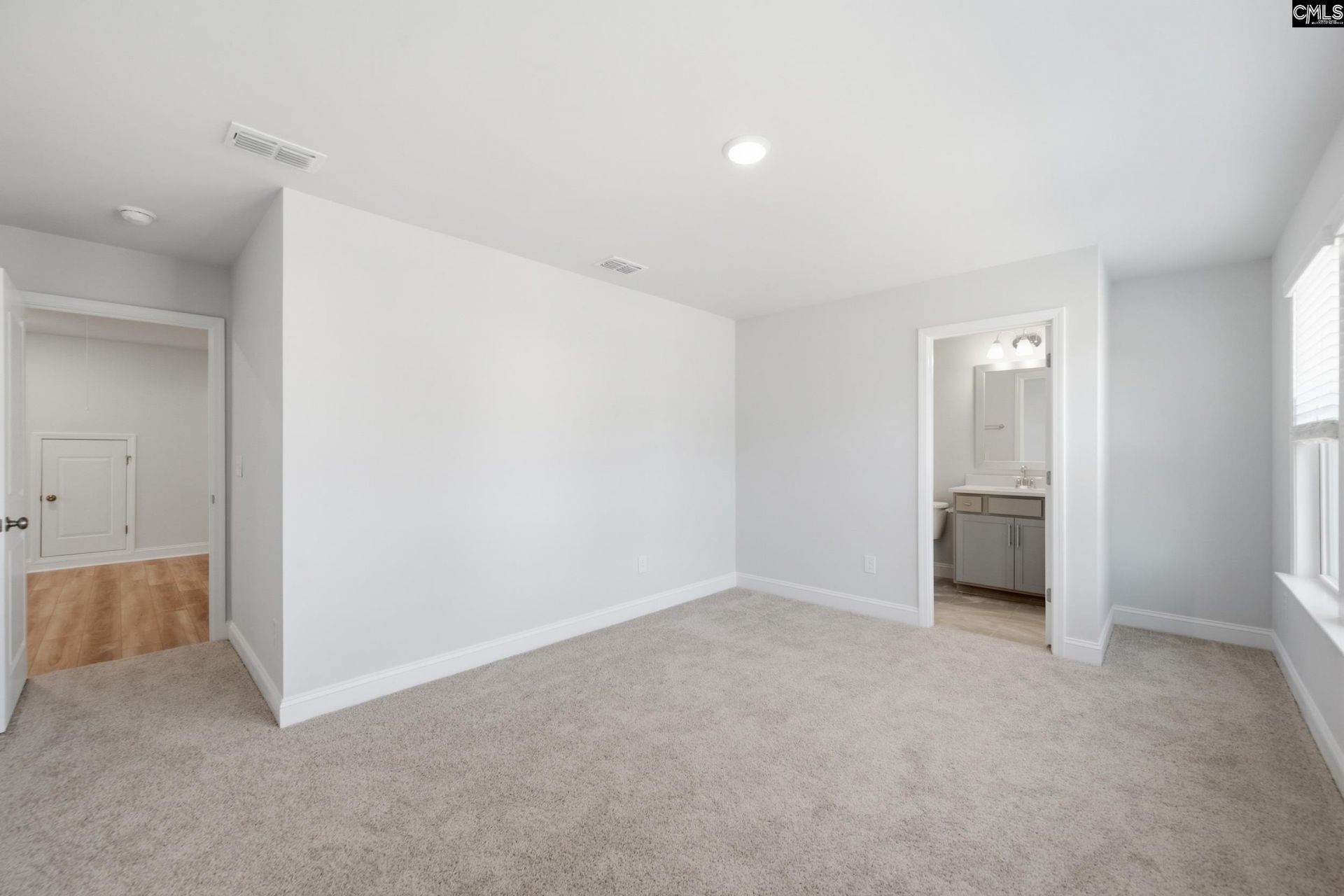 525 Carters Grove Lane Photo 12