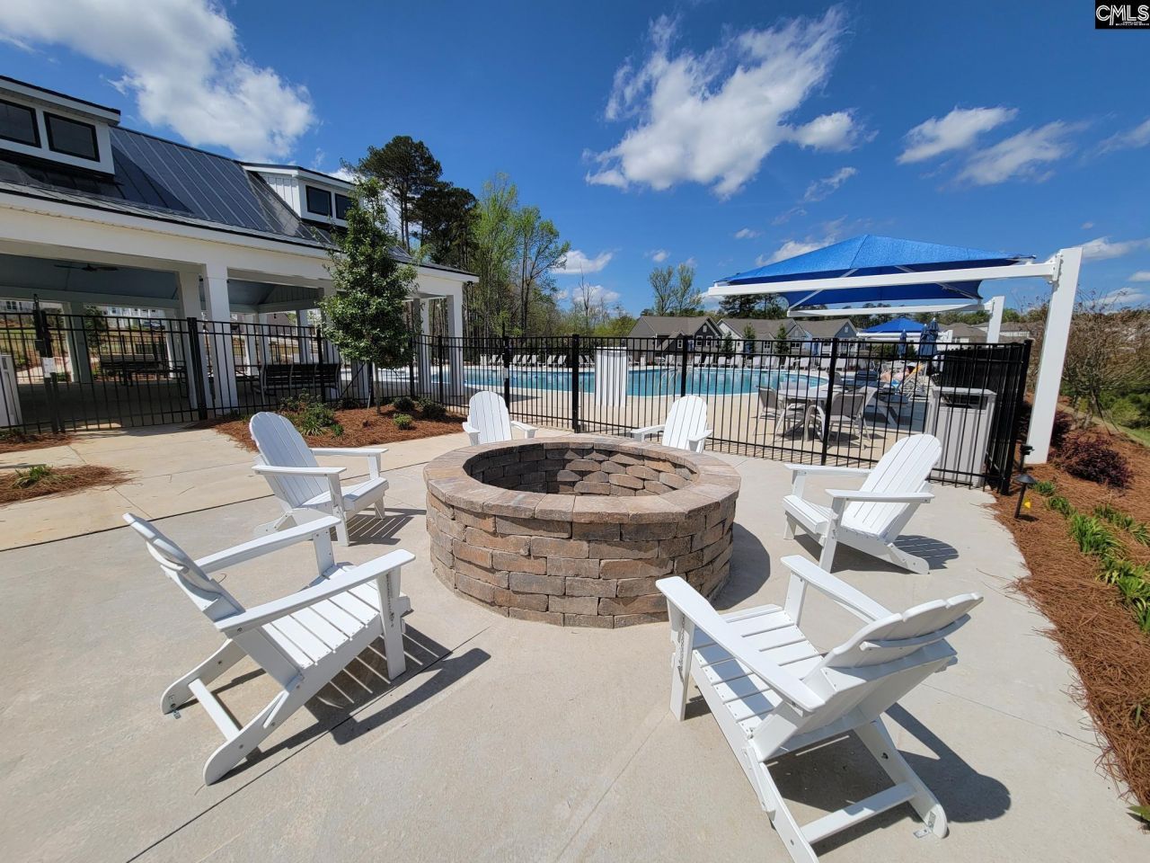 525 Carters Grove Road  Photo 13